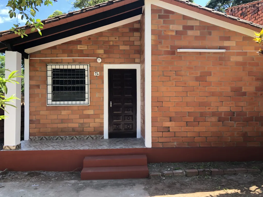 CASA EN ITAUGUA - EXCELENTE UBICACIÓN — foto 2