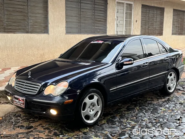 Mercedes-Benz W203 Año 2002 — foto 4