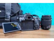 Cámara Fotográfica Canon 80D | WiFi | NFC | Lente 18-55mm | Incluye Bolso