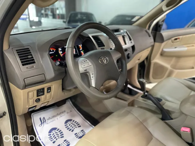 Toyota Hilux 2012 — foto 4
