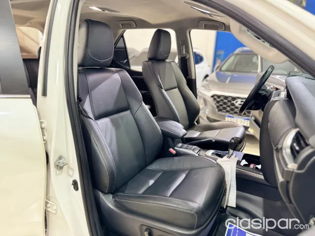 Toyota Fortuner 2022 — foto 7
