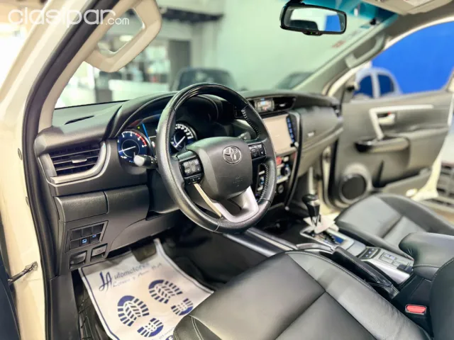 Toyota Fortuner 2022 — foto 6