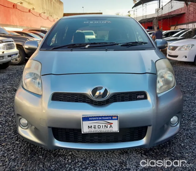 Toyota Vitz 2010 - foto 2