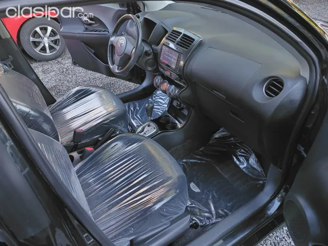 Toyota New Ist 2007 — foto 4