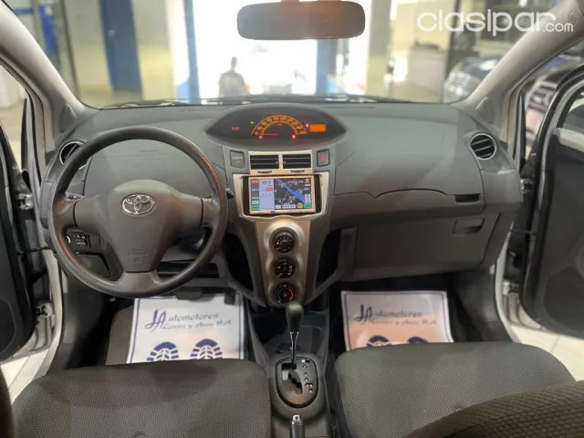 Toyota Vitz 2010 — foto 3