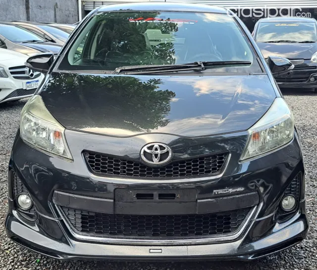 Toyota Vitz 2012 — foto 6