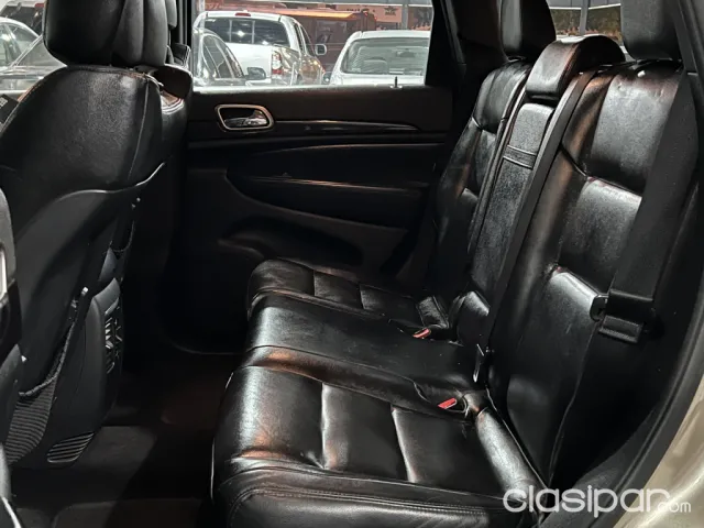 Jeep Grand Cherokee 2012 - foto 8