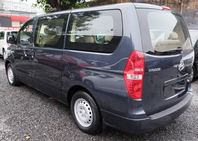 Hyundai Starex 2019 — foto 7
