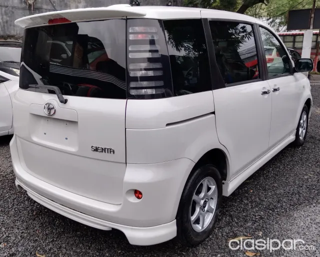 Toyota Sienta 2005 — foto 4