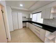 VENDO DUPLEX A ESTRENAR EN LA CIUDAD DE LUQUE A 200 METROS DE LA CONMEBOL. USD. 168.000