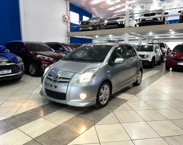 Toyota Vitz 2005 — foto 2