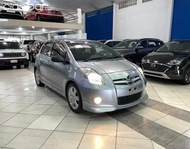 Toyota Vitz 2005 — foto 3