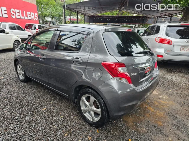 Toyota Vitz 2016 — foto 4