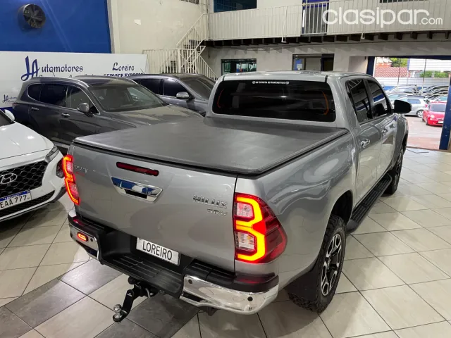 Toyota Hilux 2023 — foto 5
