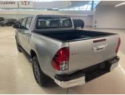 Faros Toyota Hilux SR Aut 2024 diésel