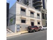 Atencion intermediarios. Alquilo edificio ideal para universidad, centro medico o banco