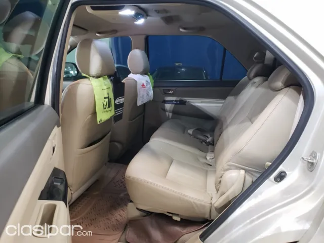 Toyota Fortuner 2012 — foto 8