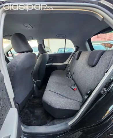 Toyota Vitz 2010 — foto 3