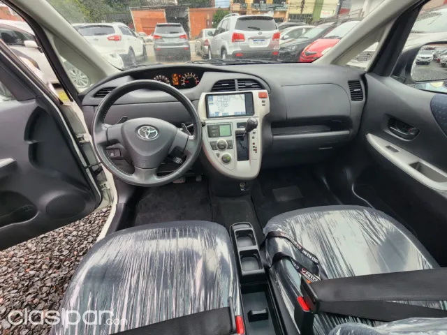 Toyota Ractis 2009 - foto 8