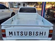 MITSUBISHI L-200 C/SIMPLE IMPECABLE.