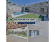 En venta residencia en Lambaré