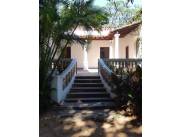 Casa Colonial en Aregua zona Centro