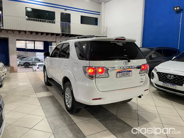 Toyota Fortuner 2015 — foto 3