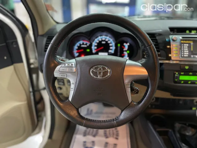 Toyota Fortuner 2015 — foto 6