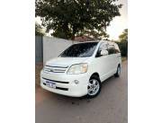 Toyota Noah 2004 ri