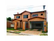 VENDO HERMOSA RESIDENCIA BARRIO SAN JORGE USD 470.000