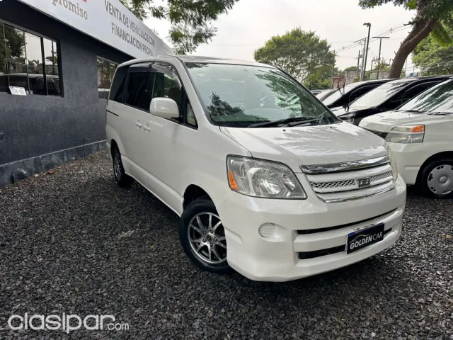 Toyota Noah 2006 - foto 8