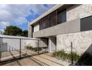 Vendo duplex estilo moderno en Mburucuya