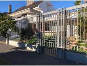 VILLA MORRA – LAS ALMENAS, SÚPER OFERTA: IMPORTANTE RESIDENCIA A PRECIO DE TERRENO!!