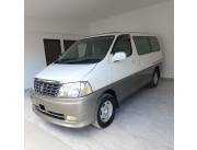 TOYOTA GRAND HIACE IMPECABLE