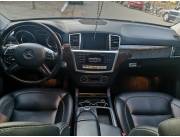 Siente la emoción de conducir una Camioneta Mercedes-Benz ML350: Oportunidad única