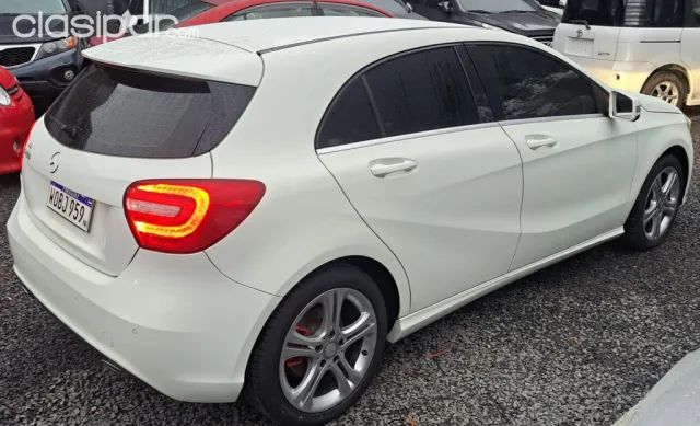 Mercedes-Benz A 200 2014 — foto 7