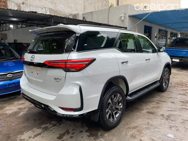 Toyota Fortuner 2024 — foto 6