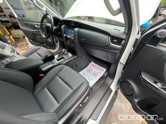 Toyota Fortuner 2024 — foto 8