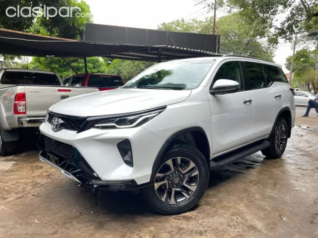 Toyota Fortuner 2024 — foto 4