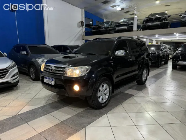 Toyota Fortuner 2011 — foto 3
