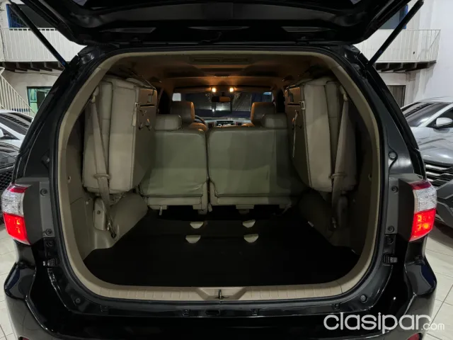 Toyota Fortuner 2011 — foto 7