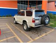 VENDO URGENTE Toyota Hilux surf año 1998