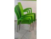 Silla de pvc color verde