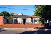 VENDO CASA EN LUQUE ZONA VILLA POLICIAL CÓD. 4050