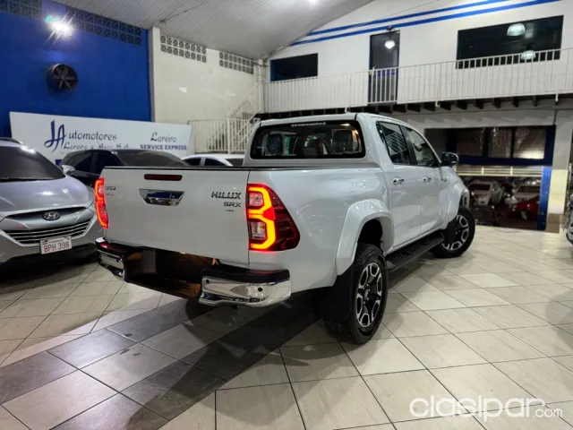 Toyota Hilux 2026 - foto 2