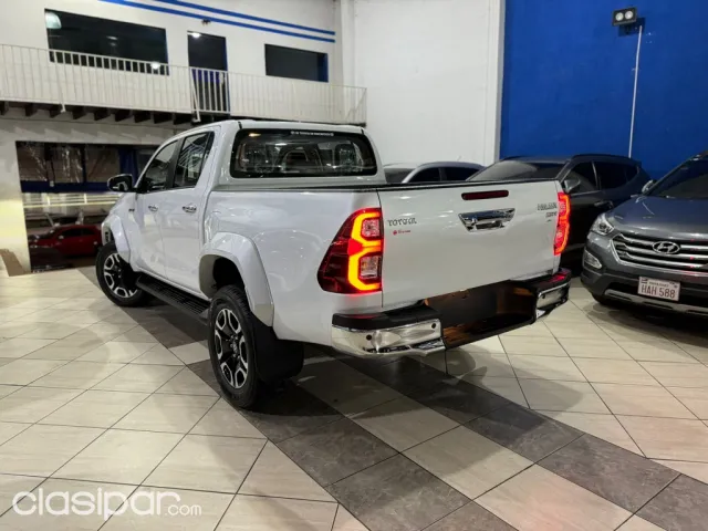 Toyota Hilux 2026 — foto 4