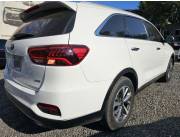 VENDO KIA SORENTO 2019 diesel automática full garden impecable