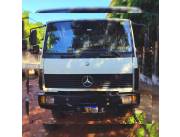Mercedes-Benz Camión Volquete Tumba II dos Ejes Diésel Mecánico Chapa Mercosur Vendo Recib