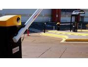 Controla el acceso con nuestras barreras vehiculares y sistemas de estacionamiento