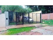 VENDO CASA EN SAN LORENZO ZONA LAURELTY